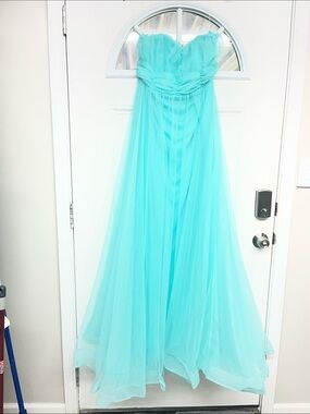 Aqua Strapless Tulle Evening Gown